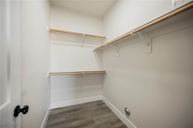 Building Photo - 5240 Denning St