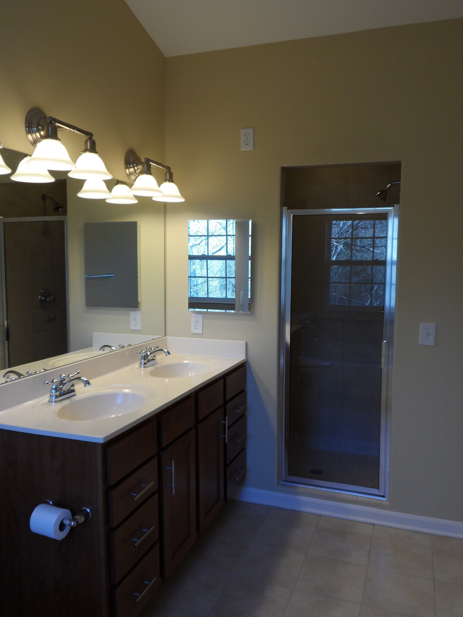 Building Photo - 5308 Reserve Cir