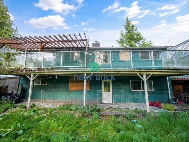 Building Photo - 18057 7th Ave NE