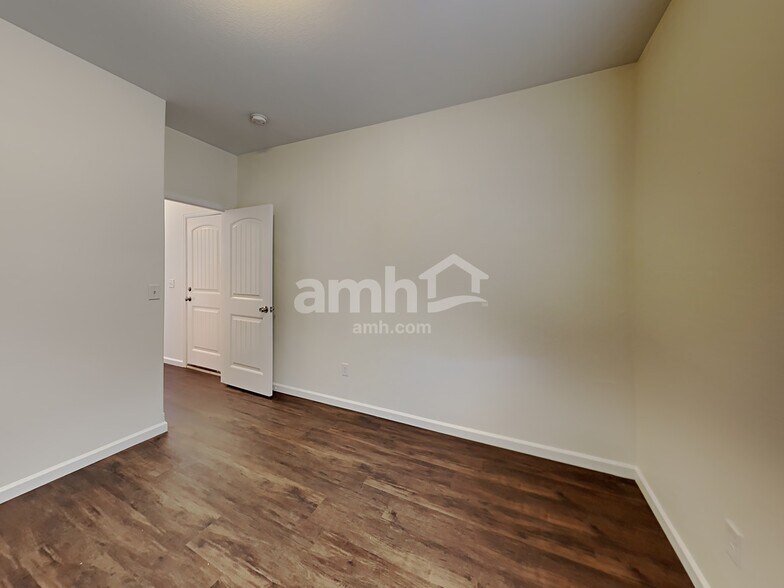 Building Photo - 3671 Desert Willow Ln