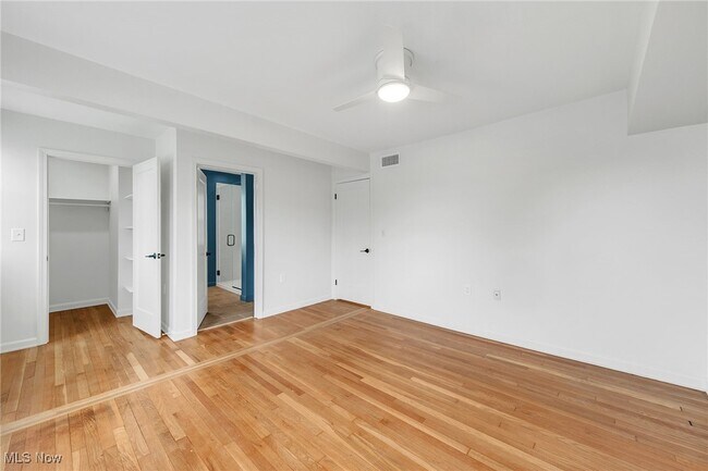 Building Photo - 12900 Madison Ave
