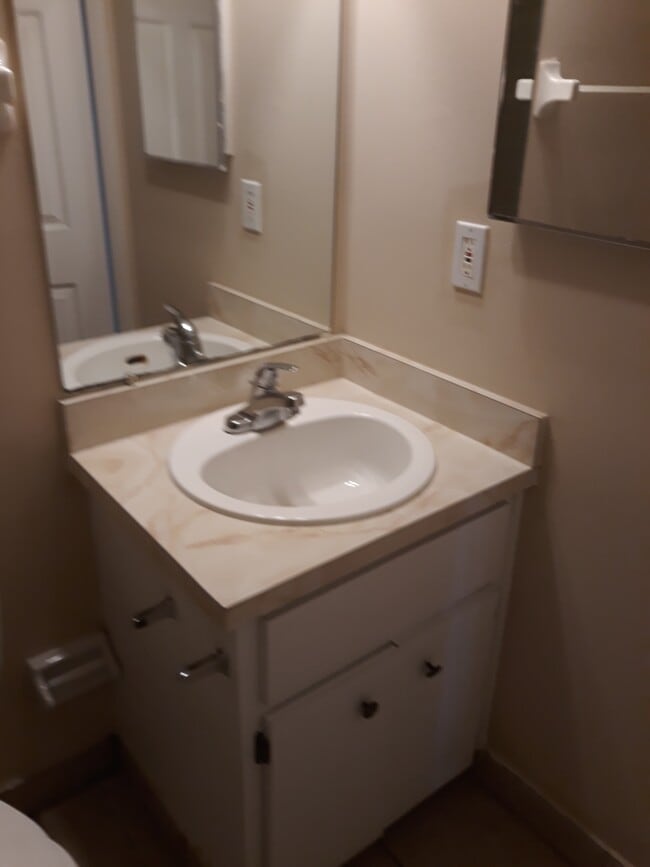 Building Photo - 5123 Picadilly Circus Ct