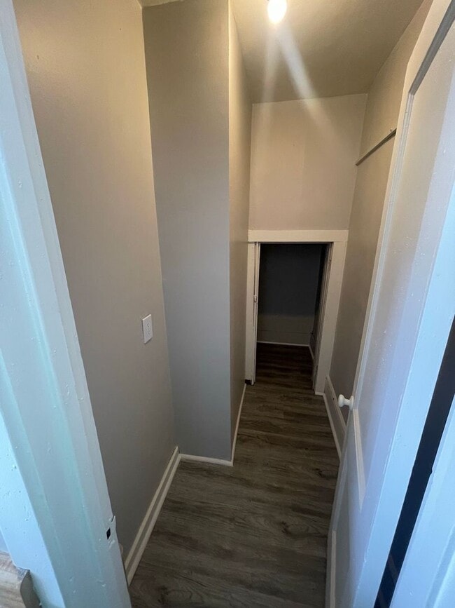 Interior Photo - 316 Maple Ave 6 Unit