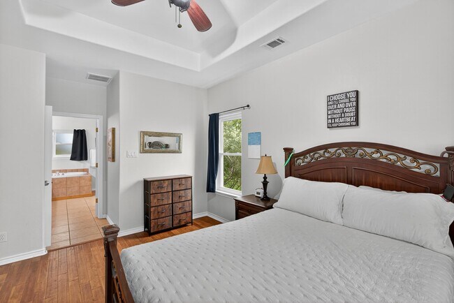 Building Photo - 3630 Lepan Trail