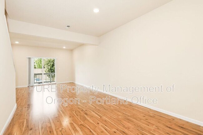 Building Photo - 6714 NW 158th Ave