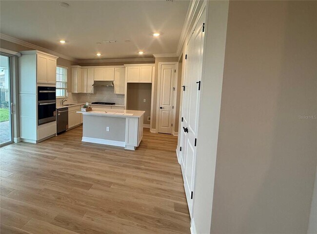 Building Photo - 455 Winter Grv Blvd