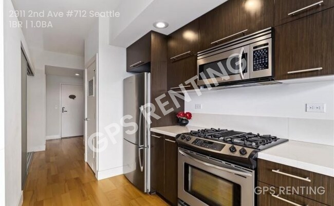 Building Photo - 2911 2nd Ave