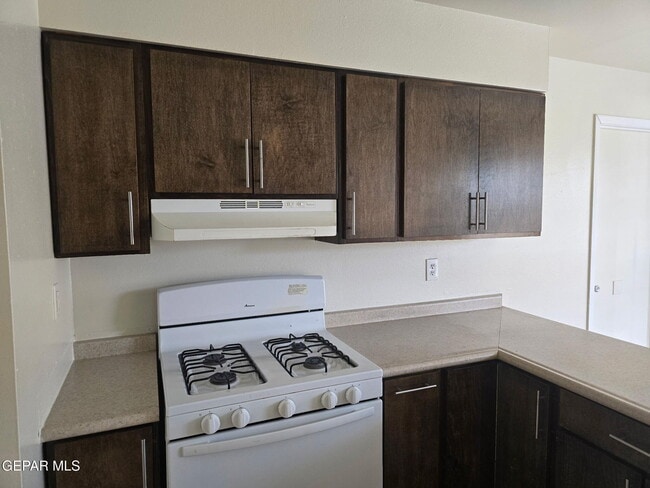 Building Photo - 2807 Beachcomber Dr