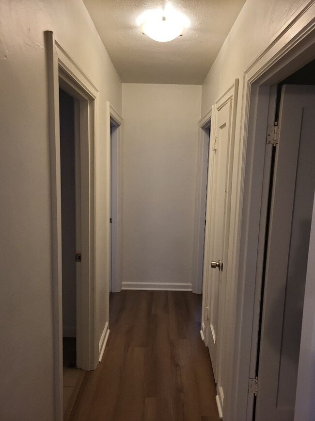 Building Photo - Charming Vintage Three Bedroom In Camas