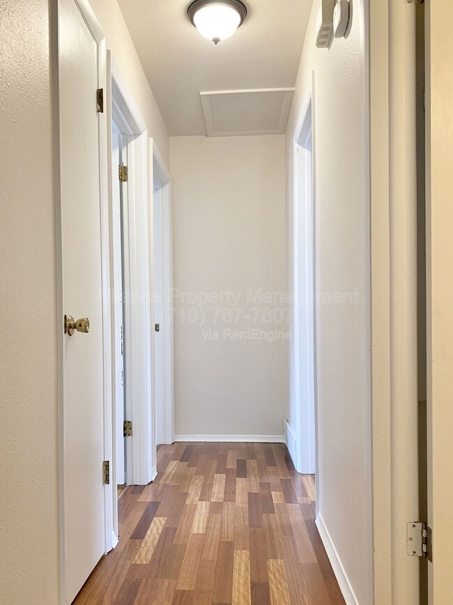 Building Photo - 2818 Dusk Dr