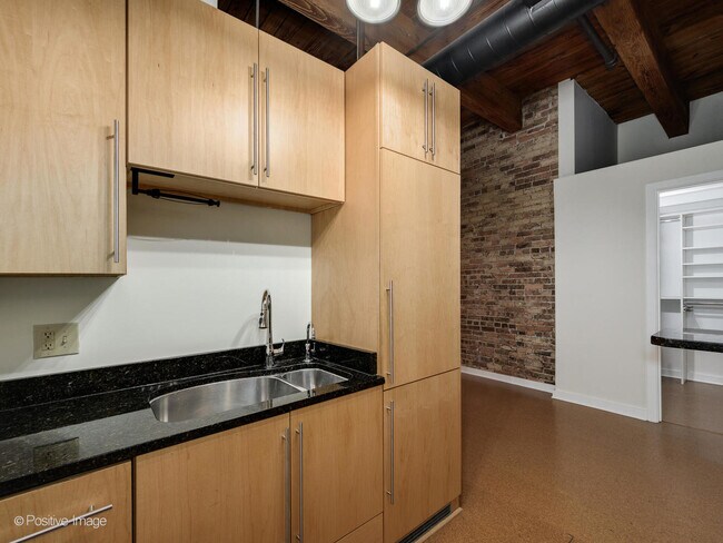 Building Photo - 540 N Lake Shore Dr