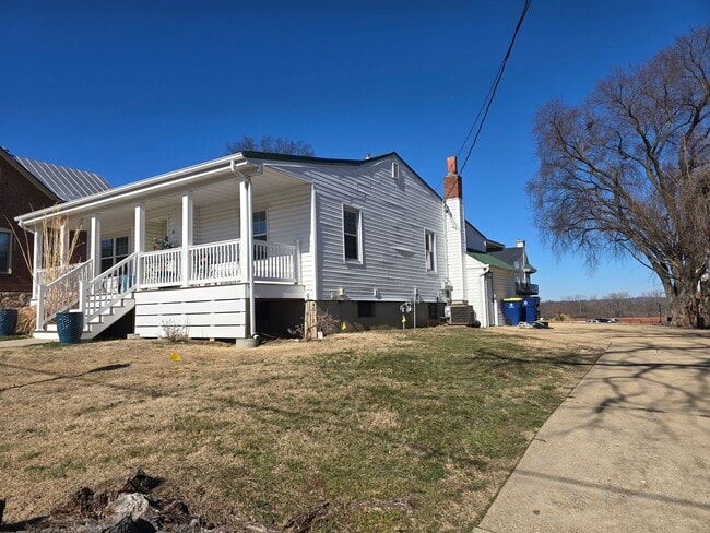 Building Photo - Beautiful Single Family Rental Home - Downtown Washington MO 63090