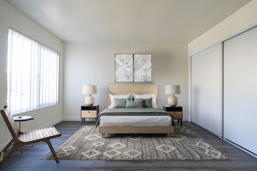 Building Photo - 343 Autumn Dr