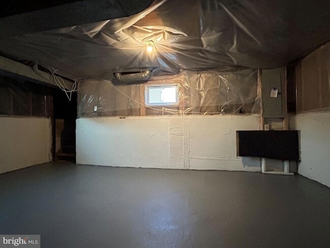 Building Photo - 7 Elk Ln