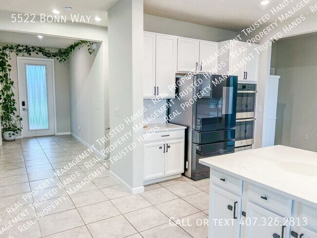 Building Photo - 5522 Bonn Way