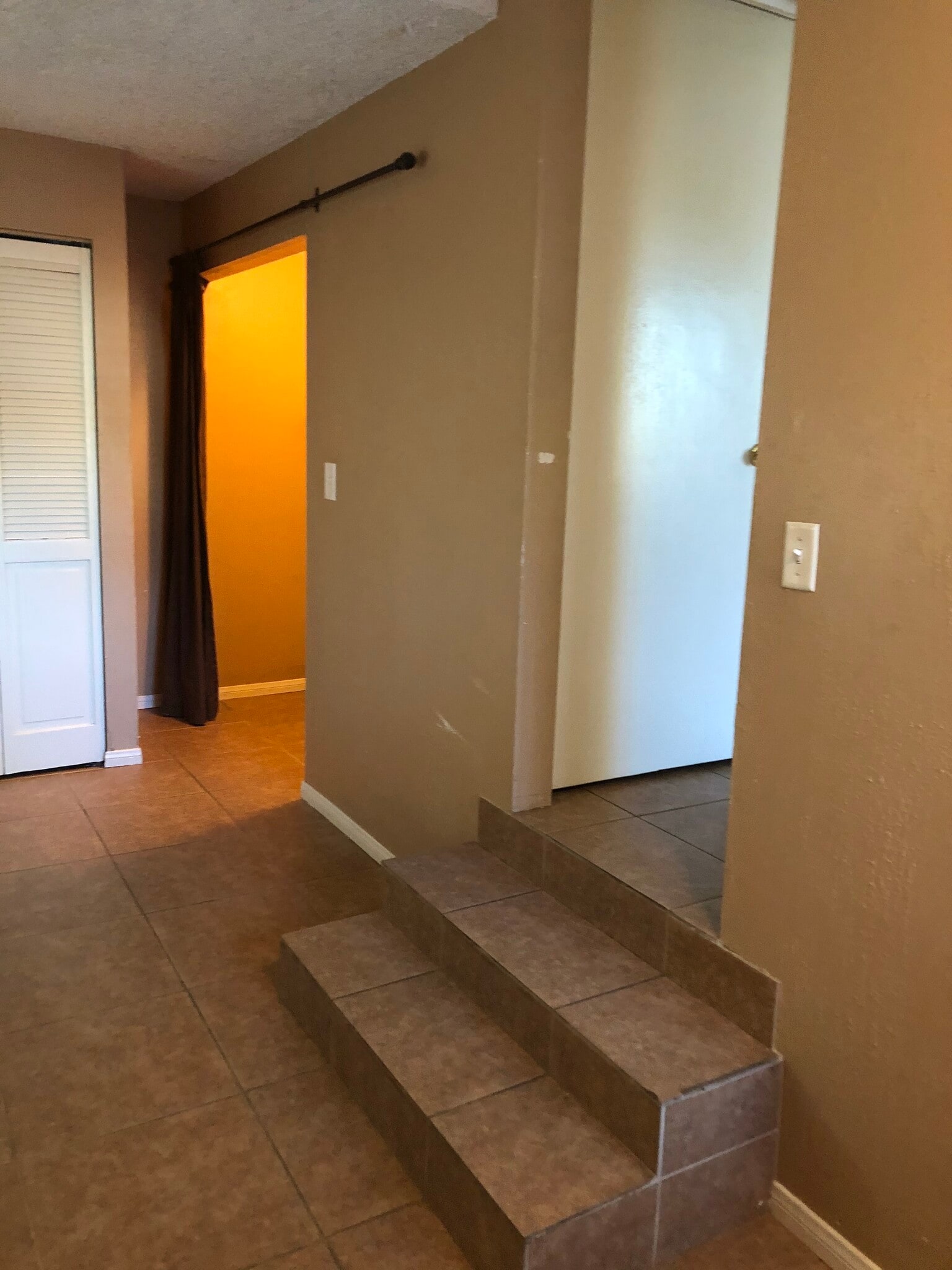 Bonus room - 5775 Bertrand Ave