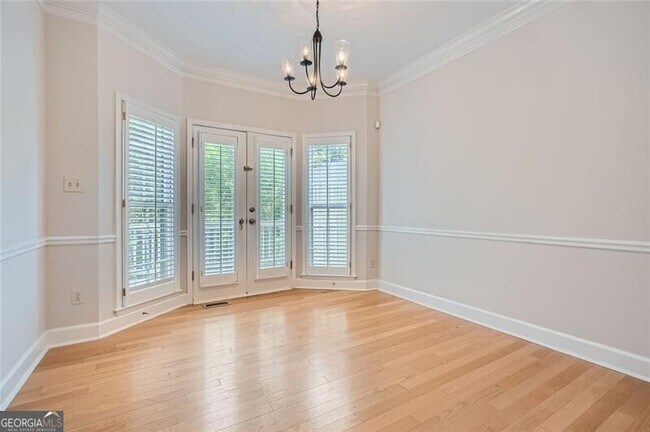 Building Photo - 12 Honour Ave NW