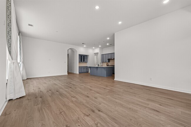 Building Photo - 5802 Reef Rdg Dr