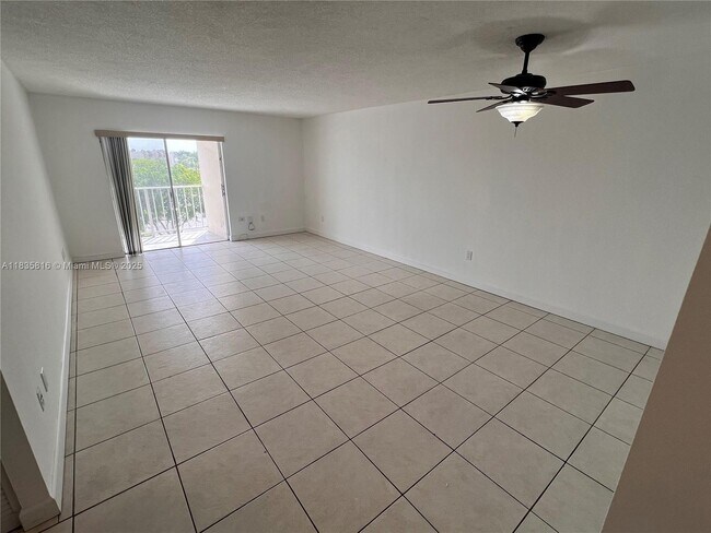 Building Photo - 7727 SW 86th St