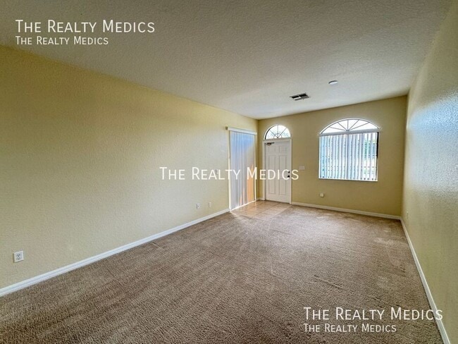 Building Photo - 1654 Cumin Dr