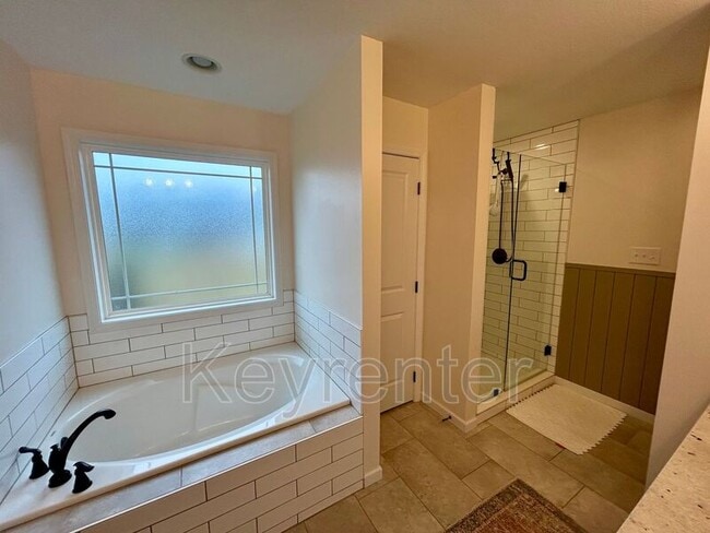 Building Photo - 2242 Nora Mae Rd