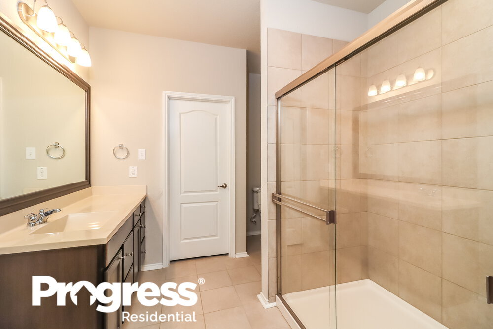 Building Photo - 6232 Topsail Dr