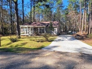 Building Photo - 26367 Sunrise Lake Dr