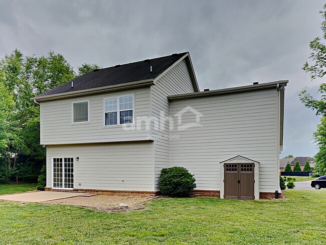 Building Photo - 2911 Morning Mist Ct