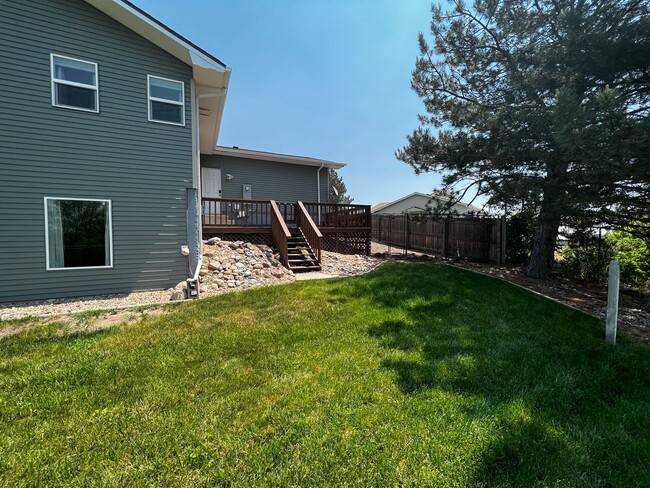 Building Photo - Beautiful Cheyenne Home!