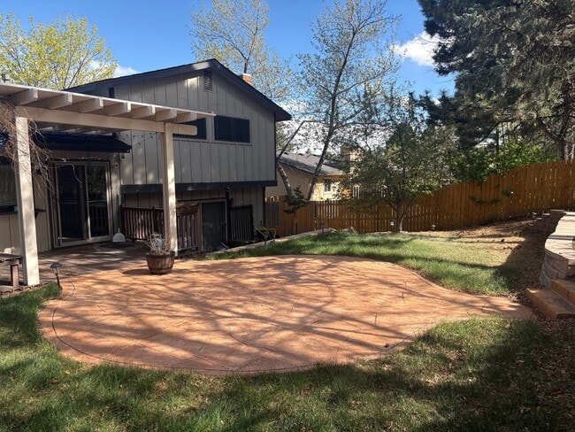 Building Photo - Beautiful home for rent in Cheyenne Mountain School District (D12) @ Country Club Estates!