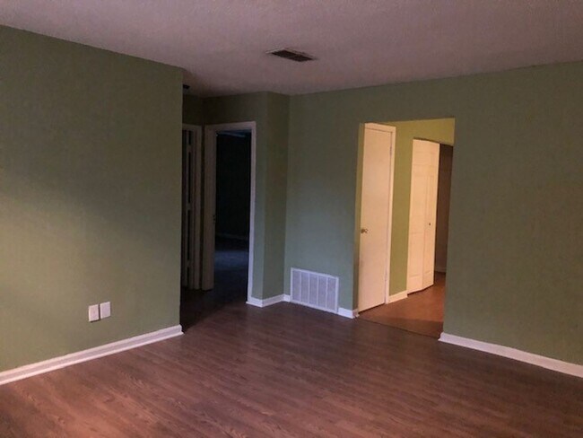 Building Photo - 3265 Sarah Lou Dr