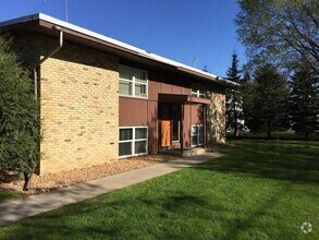 Building Photo - One Bedroom Apartment, Great Location!
