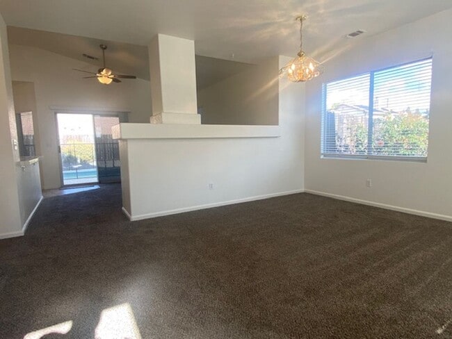 Building Photo - Corner lot with pool and RV parking!