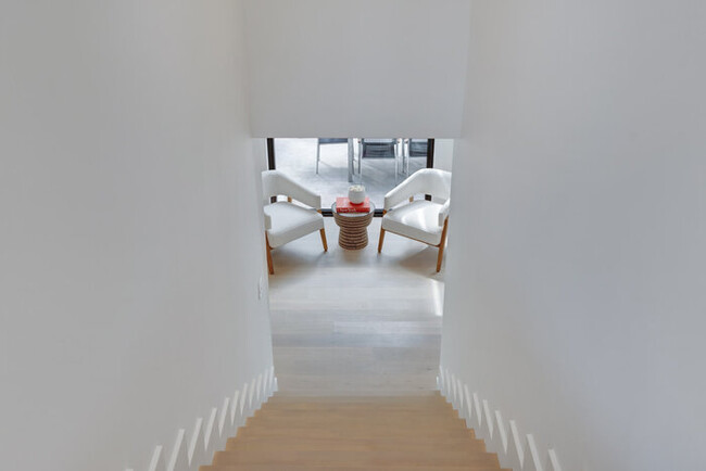 Building Photo - Casa Del Cielo- Pool, Design and Privacy
