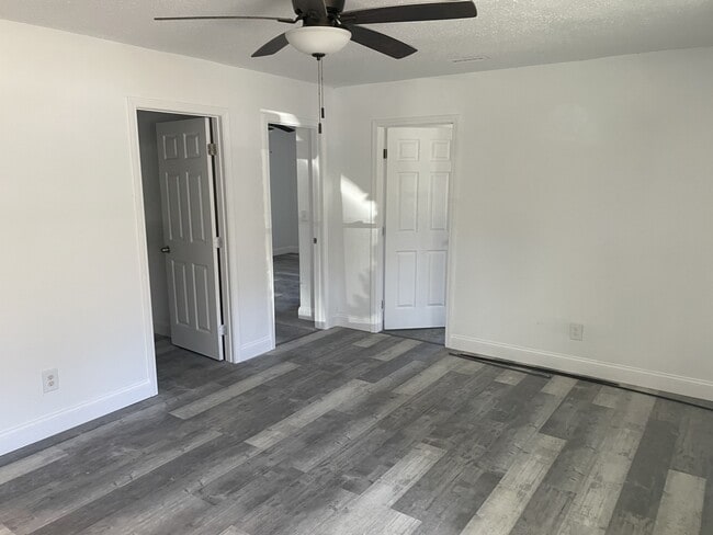 Building Photo - 139 Simonton Mill Rd