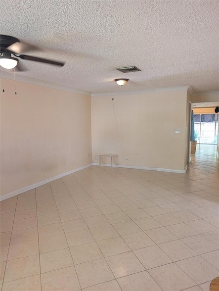 Building Photo - 7502 NW 44th Ct