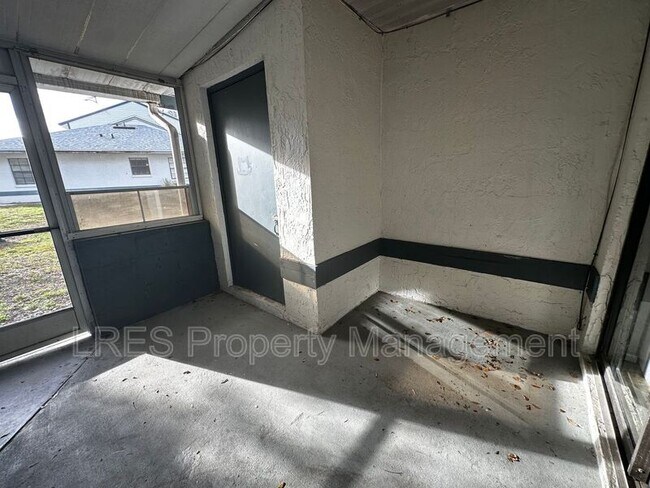 Building Photo - 2706 Graduate Ct