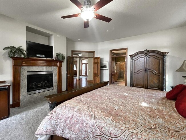 Building Photo - 3995 N Shore Dr