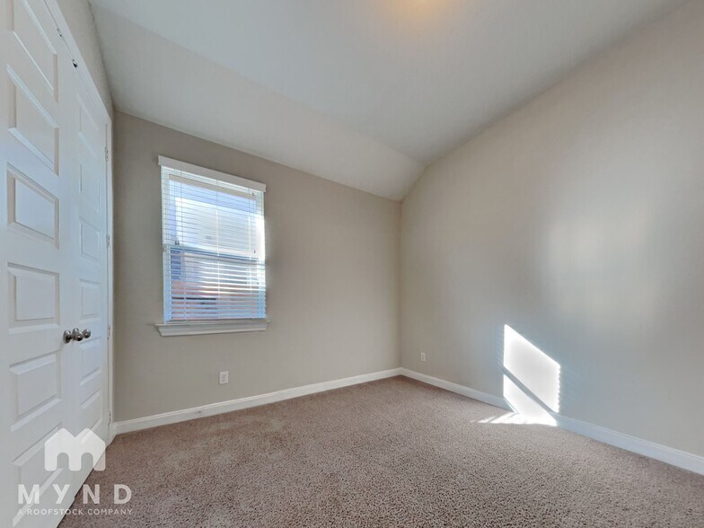 Building Photo - 24622 Windmill Canyon Ln