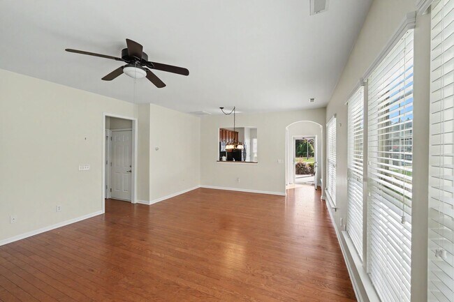 Building Photo - Beautiful 2BR Home in Sun City Carolina Lakes 55+ Community