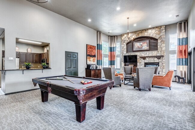 Building Photo - Willow Run Village