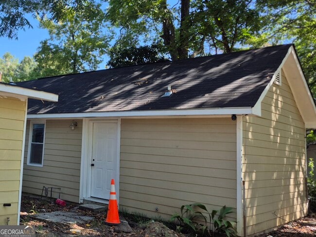 Building Photo - 112 31st Ave