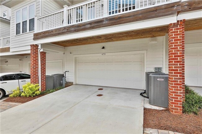 Building Photo - 673 Brennan Dr