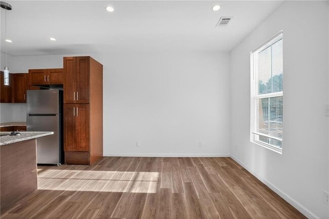 Building Photo - 4011 Redan Rd
