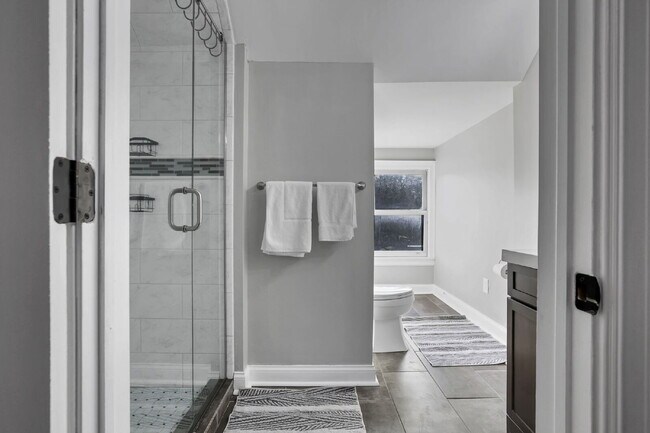 Building Photo - Stunning Restored 4BR Home Steps from Goodale Park & the Short North