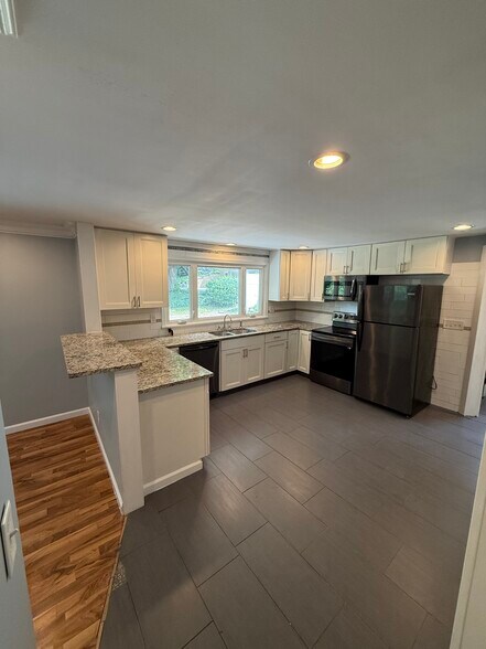 Granite Countertops! - 1090 Stolle Rd
