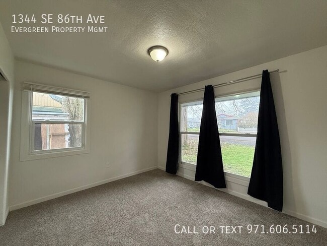 Building Photo - 1344 SE 86th Ave