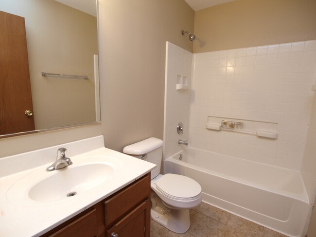 Building Photo - 8116 Bluestem Ave