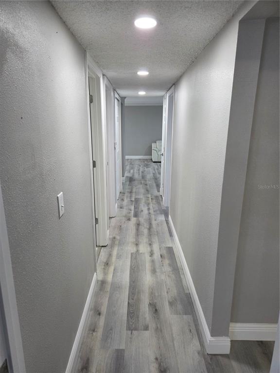 Building Photo - 9004 Tudor Dr