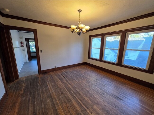 Building Photo - 218 Congress Ave